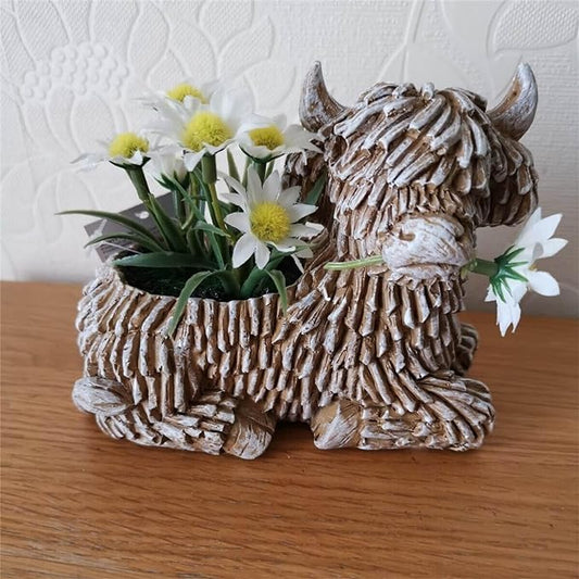 HIGHLAND COW POTTED STATUES